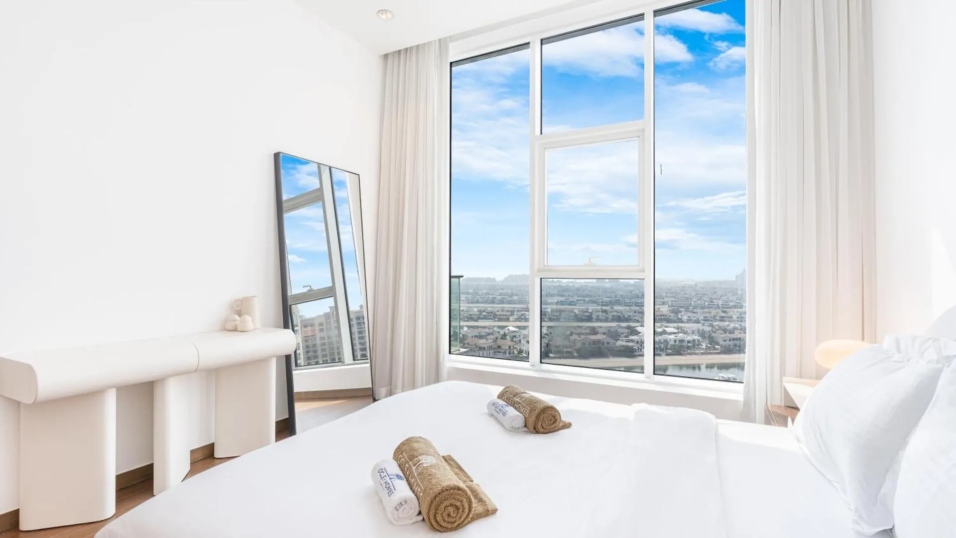 Palm Home Next To Nakheel Mall With Private Beach Dubai 0*,  United Arab Emirates